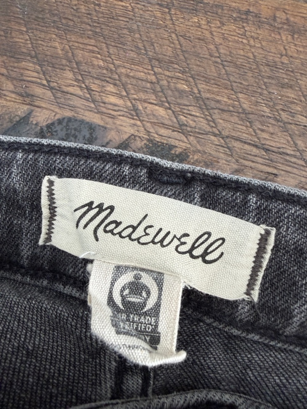 Madewell Washed Gray High-Rise Straight curvy Jeans - Picture 2 of 6